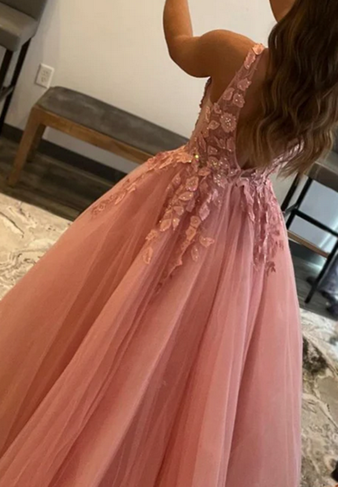 Women A-Line Prom Dresses Long Lace Appliques Evening Party Dress YPD058