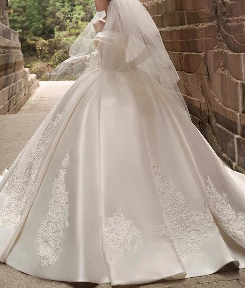 Women Satin Appliques Wedding Dresses Long Strapless Bridal Gowns YWD037