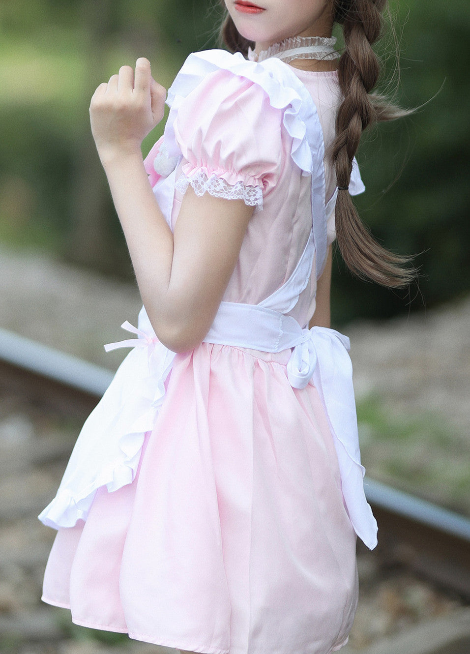 Anime Maid Cosplay Costume Dress for School Girls Halloween Maid Outfits Cute Lolita Dress YCC020