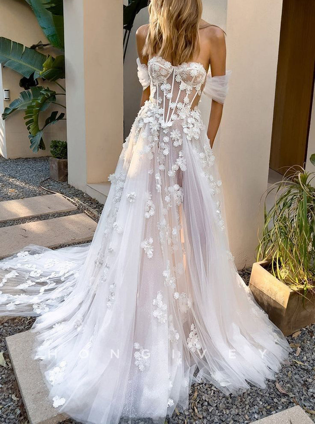 Women Sweetheart Wedding Dresses Off Shoulder Appliques Bridal Gowns YWD247