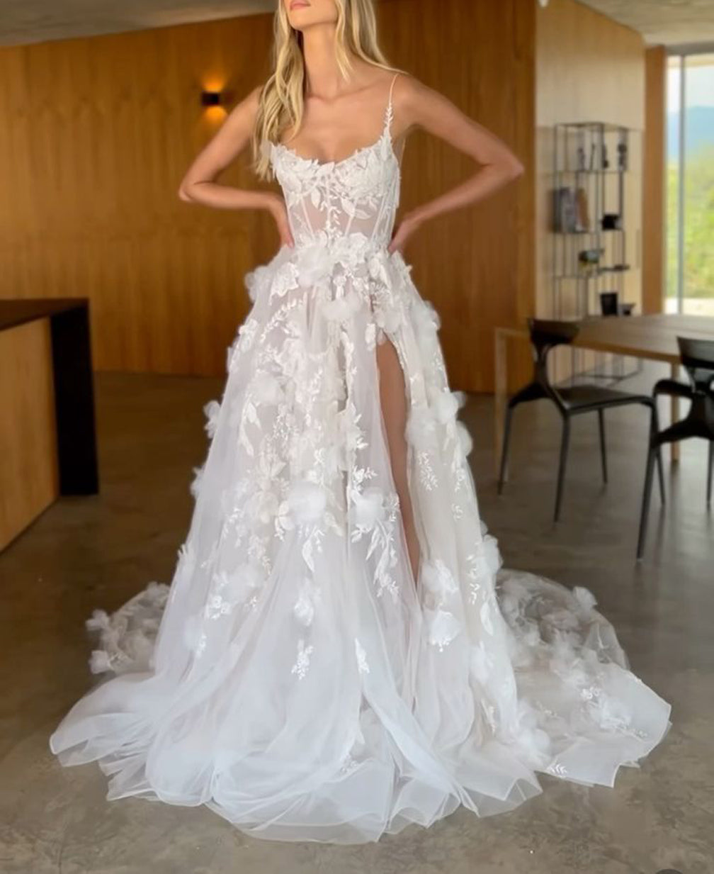 Women Slit Wedding Dresses Sleeveless Appliques Bridal Gowns YWD248