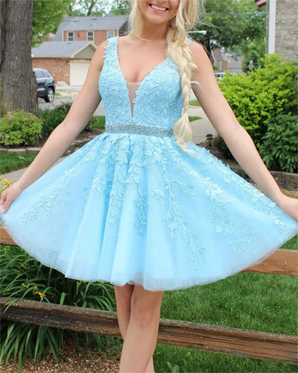 Women Lace Homecoming Dresses Mini Girls V-Neck Appliques Cocktail Party Gowns YHD327