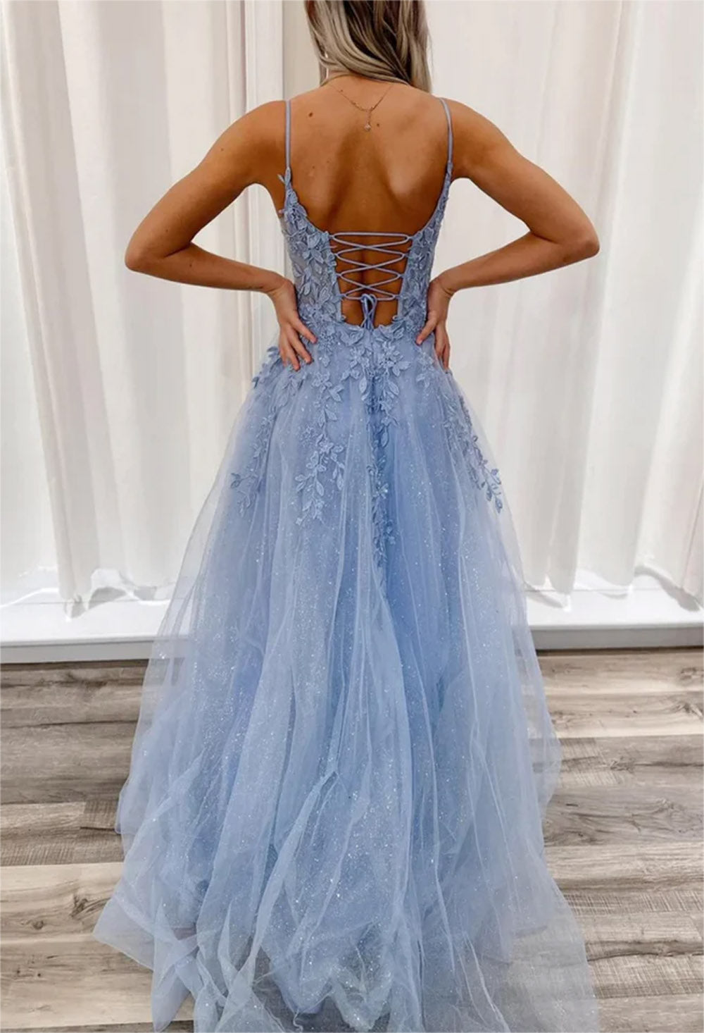 Women A-Line Lace Prom Dresses Long V Neck Appliques Evening Gowns Sleeveless Formal Party Dress YPD643