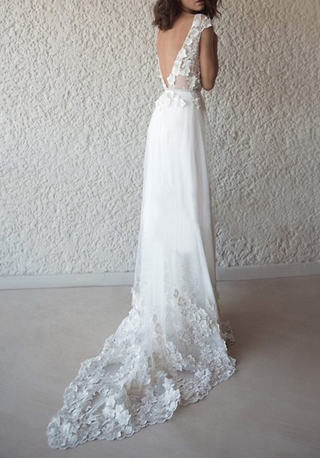 Women V-Neck Wedding Dresses Long Lace Appliques Bridal Gowns YWD147