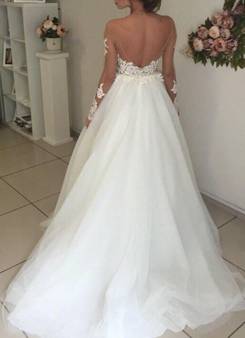 Women A-Line Appliques Wedding Dresses Long Sleeves Lace Bridal Gowns YWD162