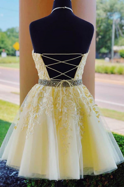 Women Lace Prom Dresses Short Cocktail Gowns Girls Appliques Homecoming Dresses Short Graduation Dress YHD010