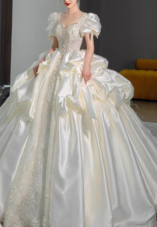 Women Satin Beadings Wedding Dresses Long Appliques Bridal Gowns YWD044