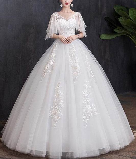 Women Tulle Appliques Wedding Dresses Long A-Line Bridal Gowns YWD034