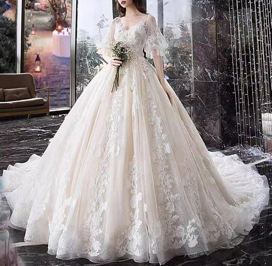 Women Luxury Appliques Wedding Dresses Long V-Neck Bridal Gowns YWD038