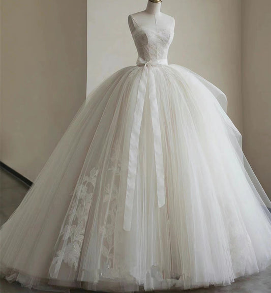 Women Tulle Appliques Wedding Dresses Long Strapless Bridal Gowns YWD058