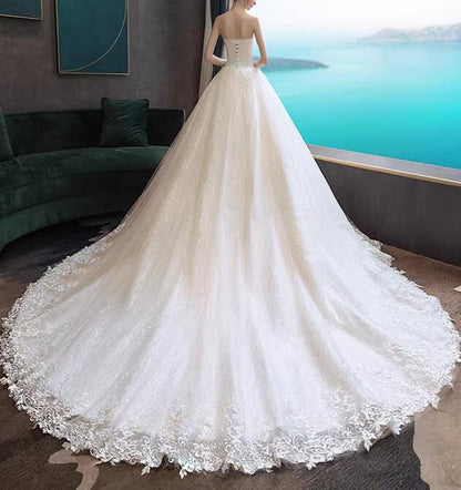 Women Luxury Appliques Wedding Dresses Long Beaded Bridal Gowns YWD040