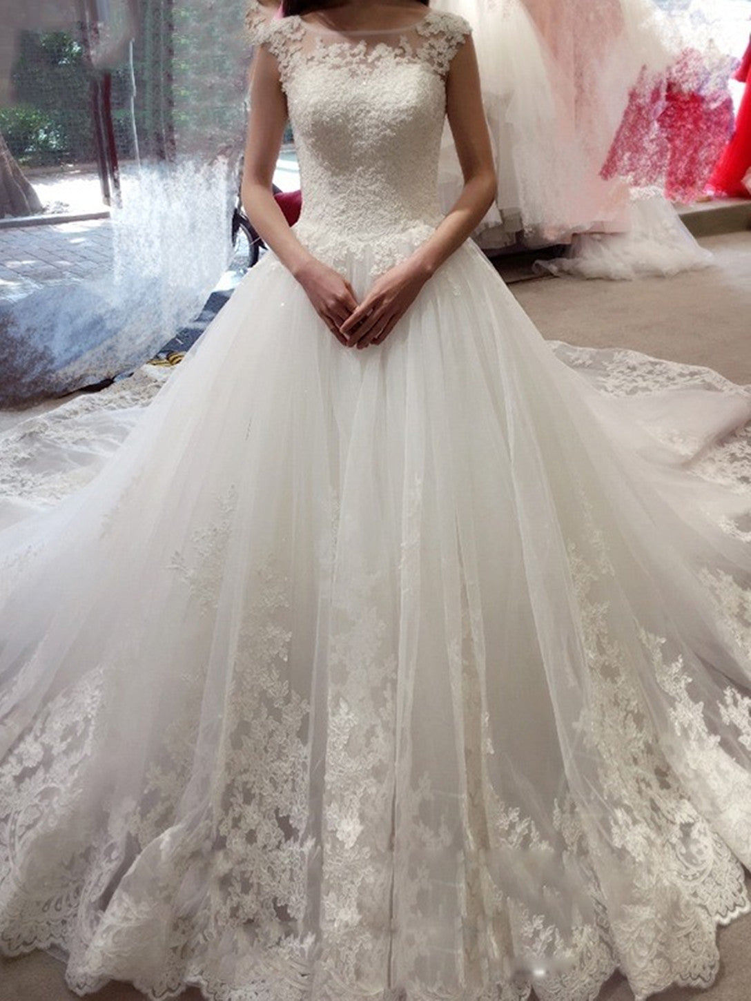 Women Lace Wedding Dresses Long Appliques Bridal Gowns YWD156