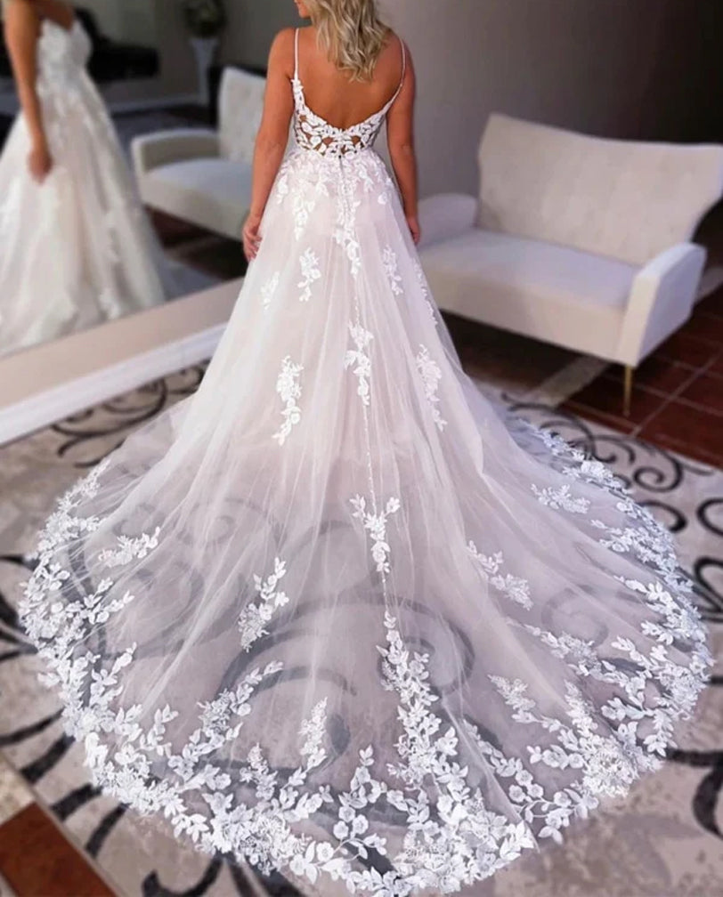 Women A-Line Lace Wedding Dresses Sleeveless V-Neck Appliques Bridal Gowns YWD235