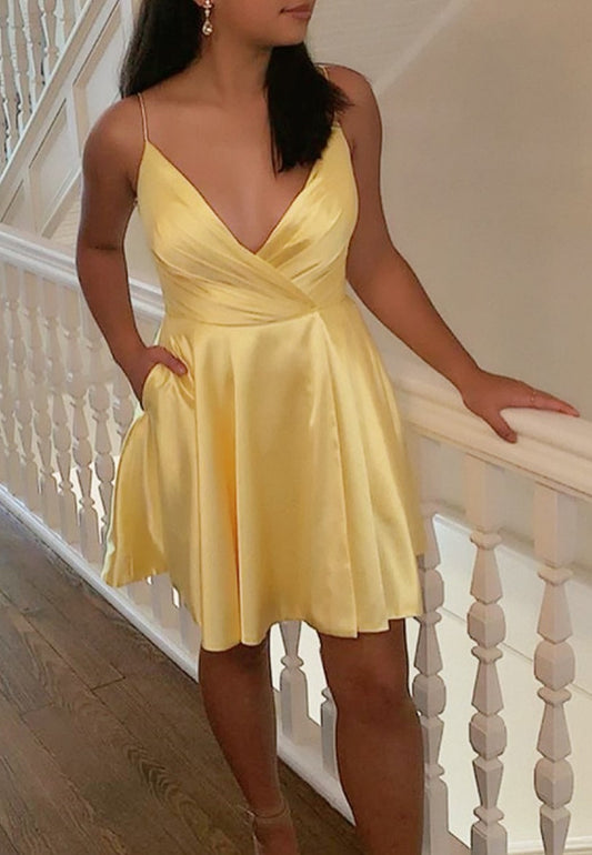 Women Satin Prom Dresses Short Cocktail Gowns Girls Homecoming Dresses Short Graduation Dress YHD140